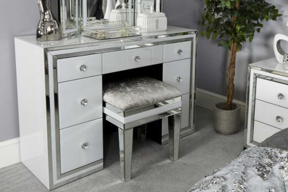 amelia dressing table white