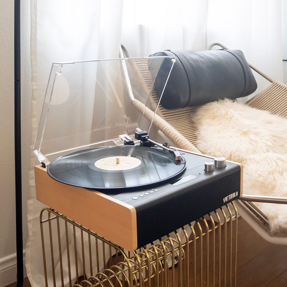 Platine Vinyle Victrola Eastwood avec enceinte intégrée + Bluetooth in&out  –