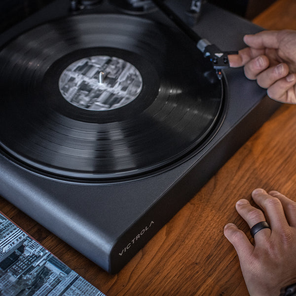 Victrola Stream Onyx Works with Sonos Turntable