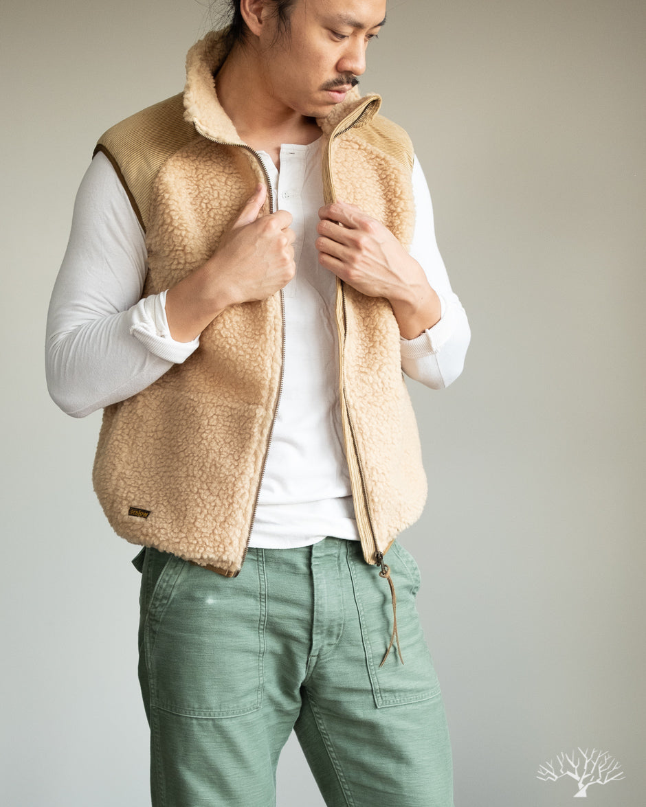 Boa Fleece Vest - Sand Biege