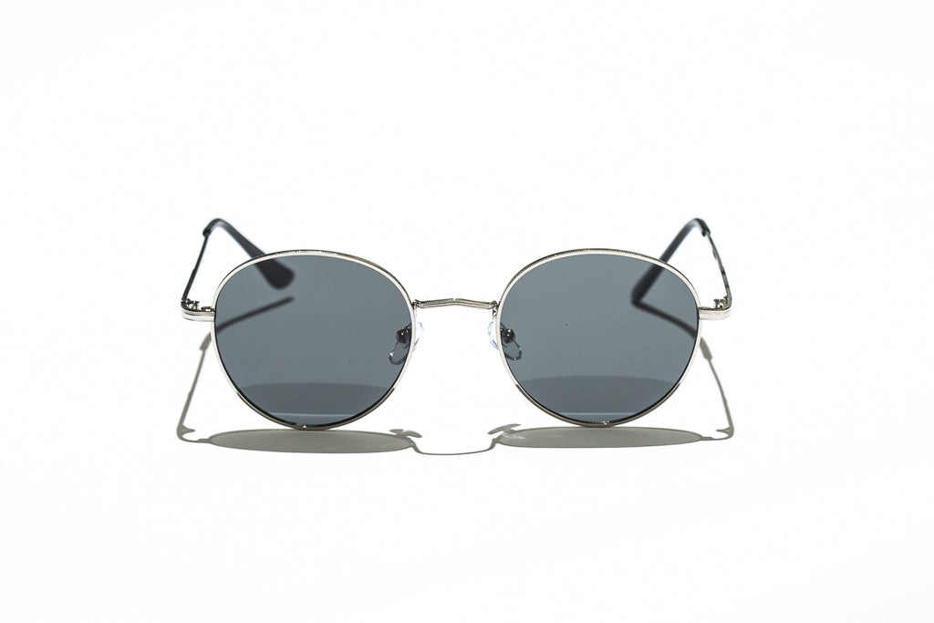 ray ban silver frame black lens