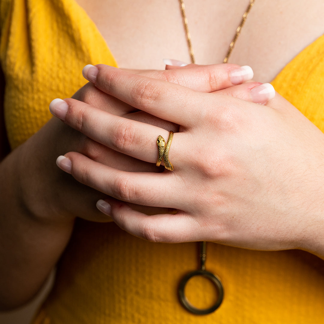 Gold Curb Chain Bracelet – Ornamental Things