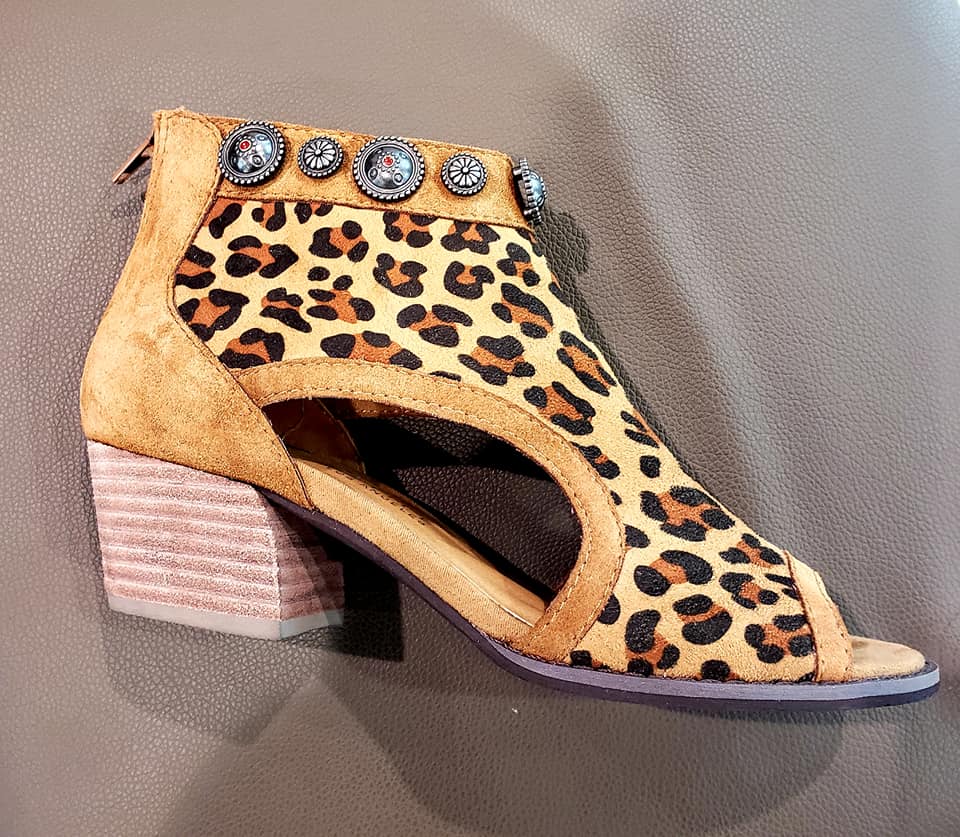 volatile leopard booties