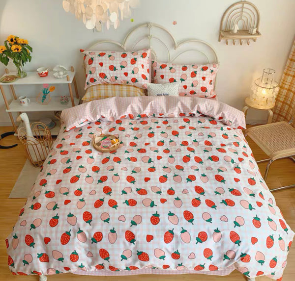 Strawberry Love Bedding Set – ivybycrafts