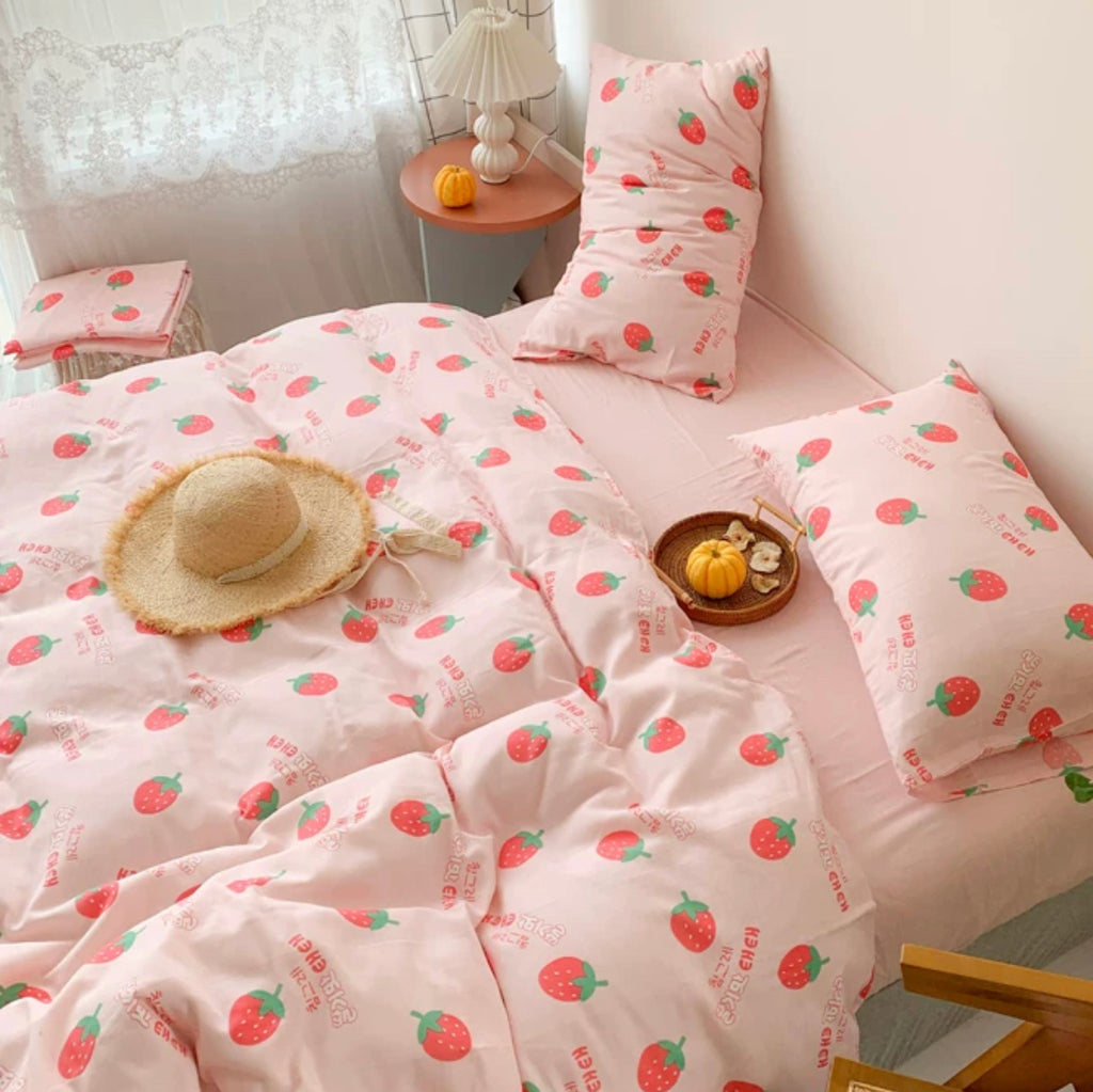 Kawaii Strawberries Bedding Set - ivybycrafts