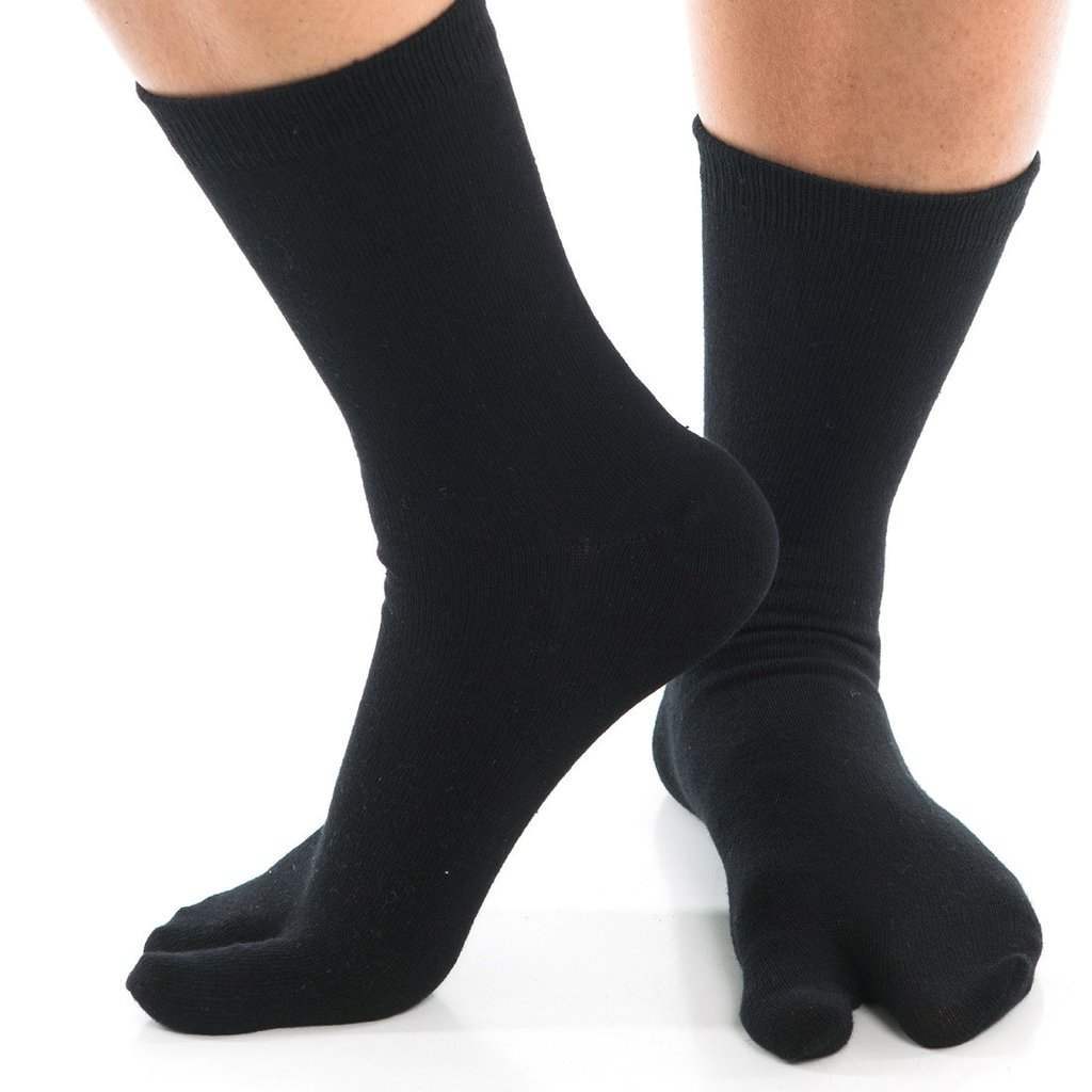 Traditional Japanese Style Black and White Cotton Tabi Socks