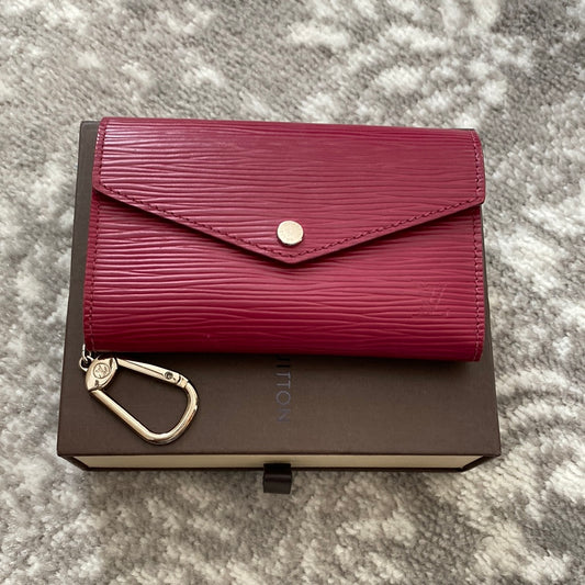 HER Authentic - Brand New / Sold out - Louis Vuitton Card Holder Recto Verso  is on our website for $650. Perfect every day wallet!