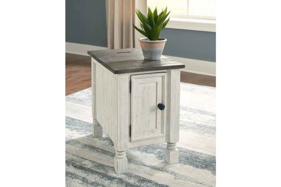 Havalance White Chairside End Table