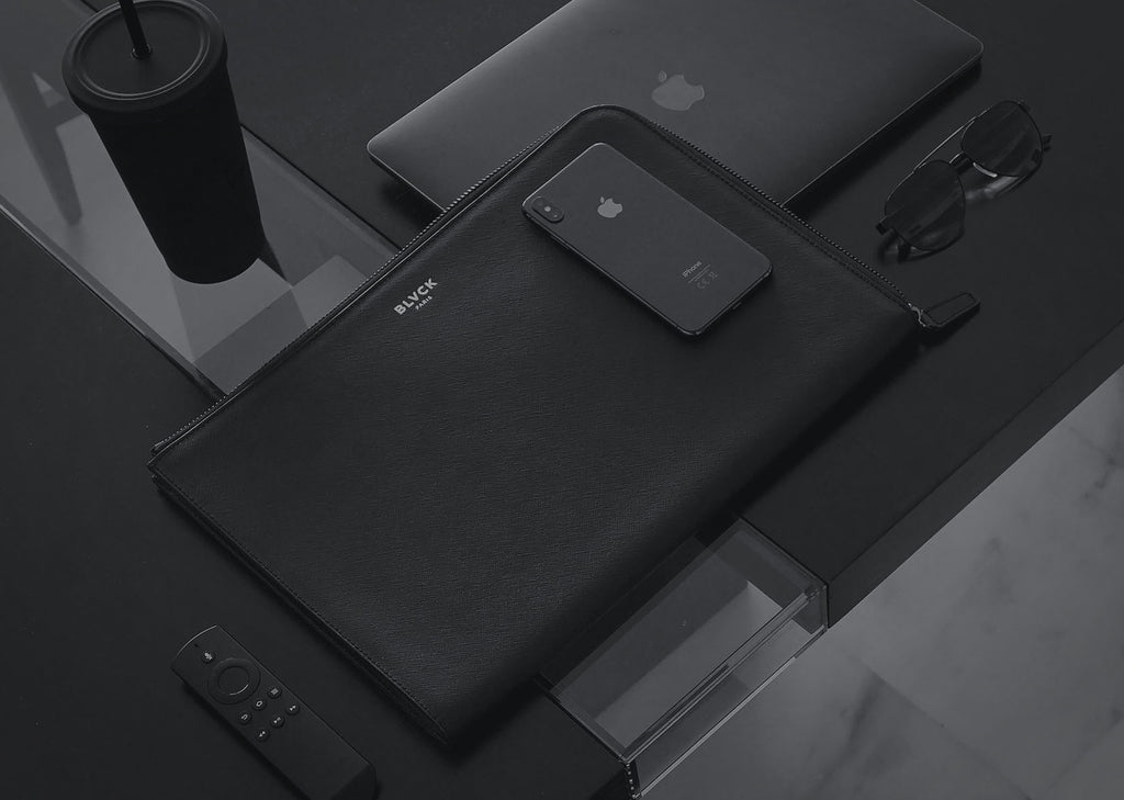 Blvck MacBook Sleeve - Black Saffiano leather