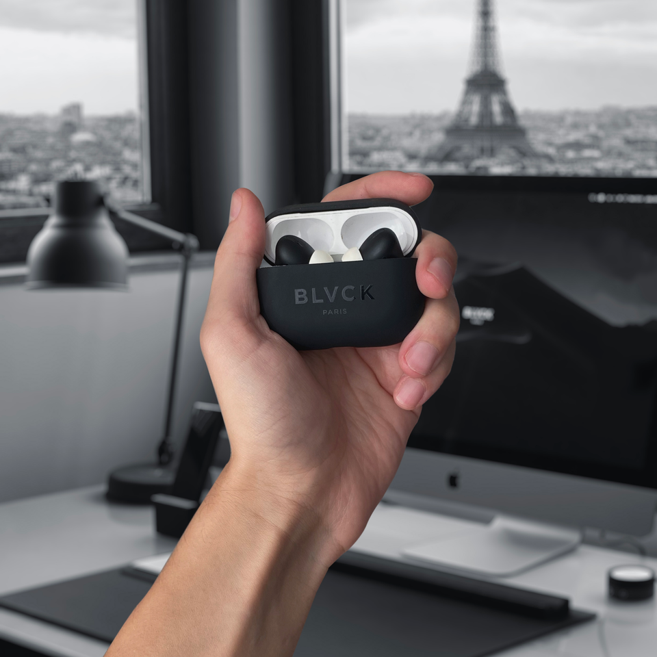 Black AirPods Case | Blvck Paris