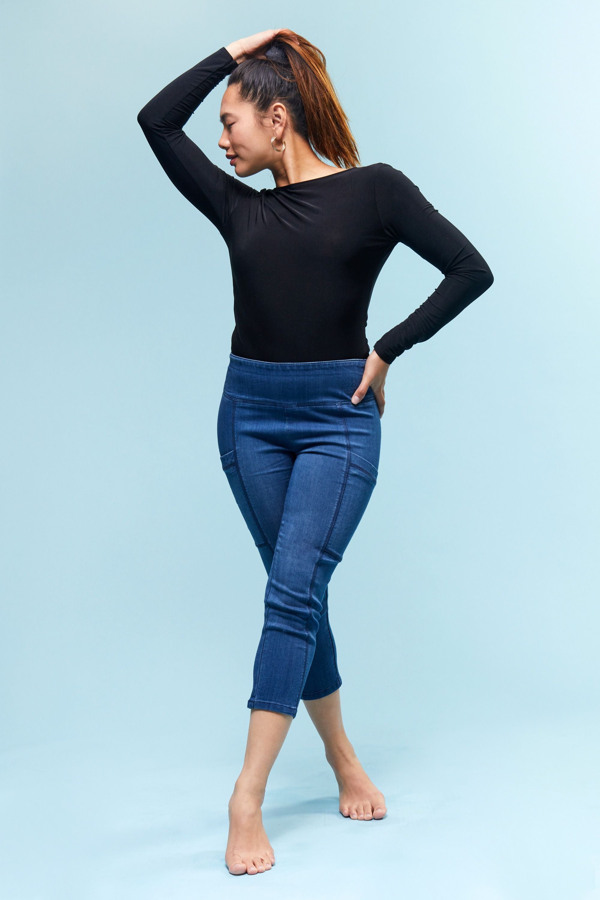 Hue Game Changing Hi-Rise Capri Denim Leggings - Macy's