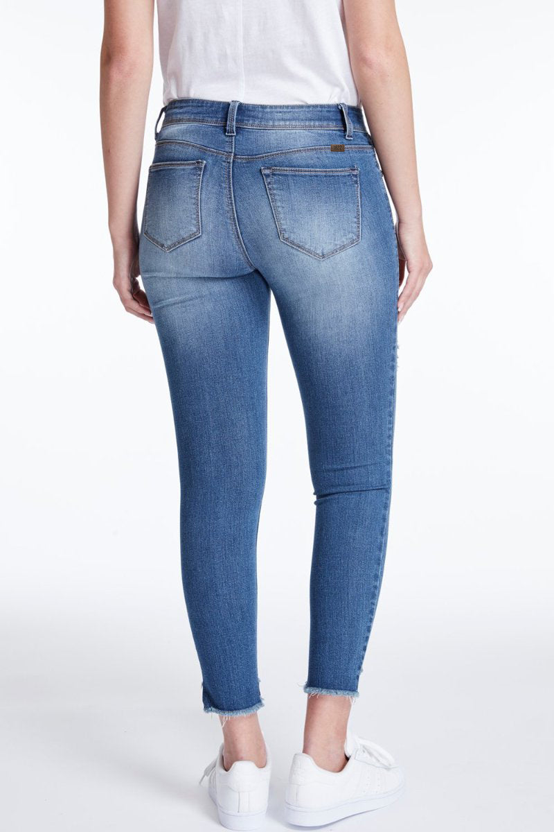 1822 Denim Step Hem Skinny Jeans In Greg