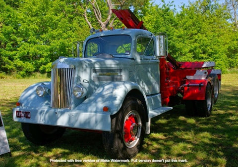 WHITE LOG TRUCK Retro/ Vintage Tin Metal Sign Man Cave, Wall Home Décor, Shed-Garage, and Bar