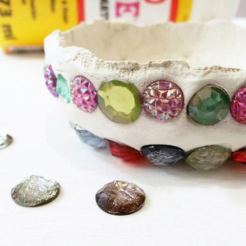 make a clay bowl with mod podge