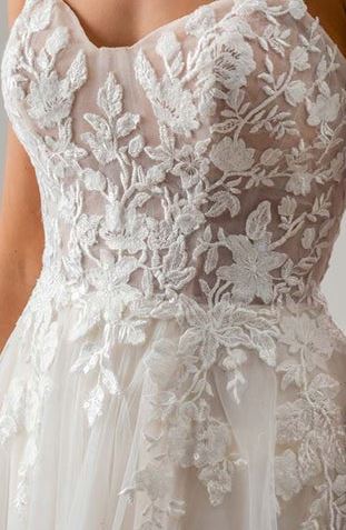 lace wedding dresses