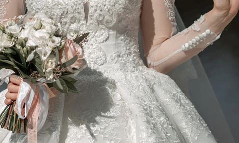 how to choose your wedding dress tips