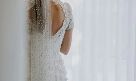 choosing the best wedding dress tips