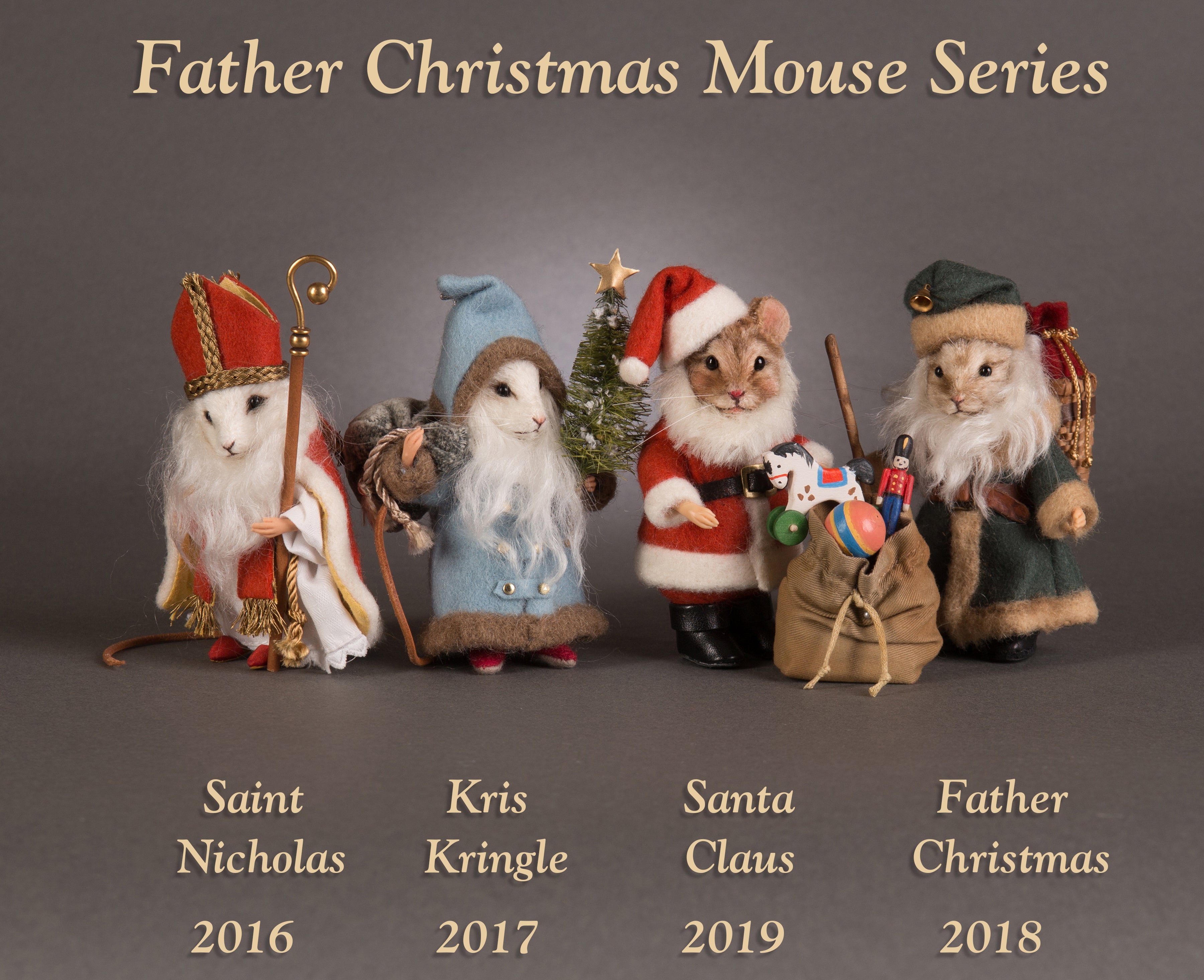 santa mouse plush