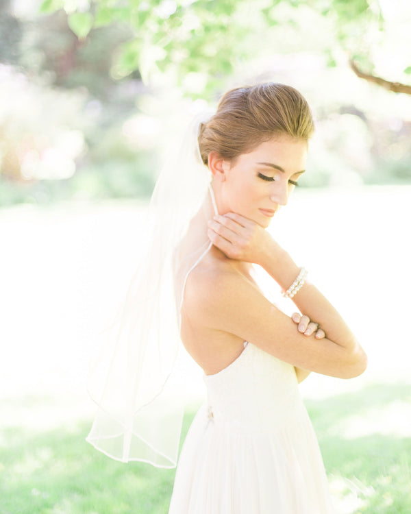 Atelier Elise Lily Single Layer Fingertip Veil Ivory