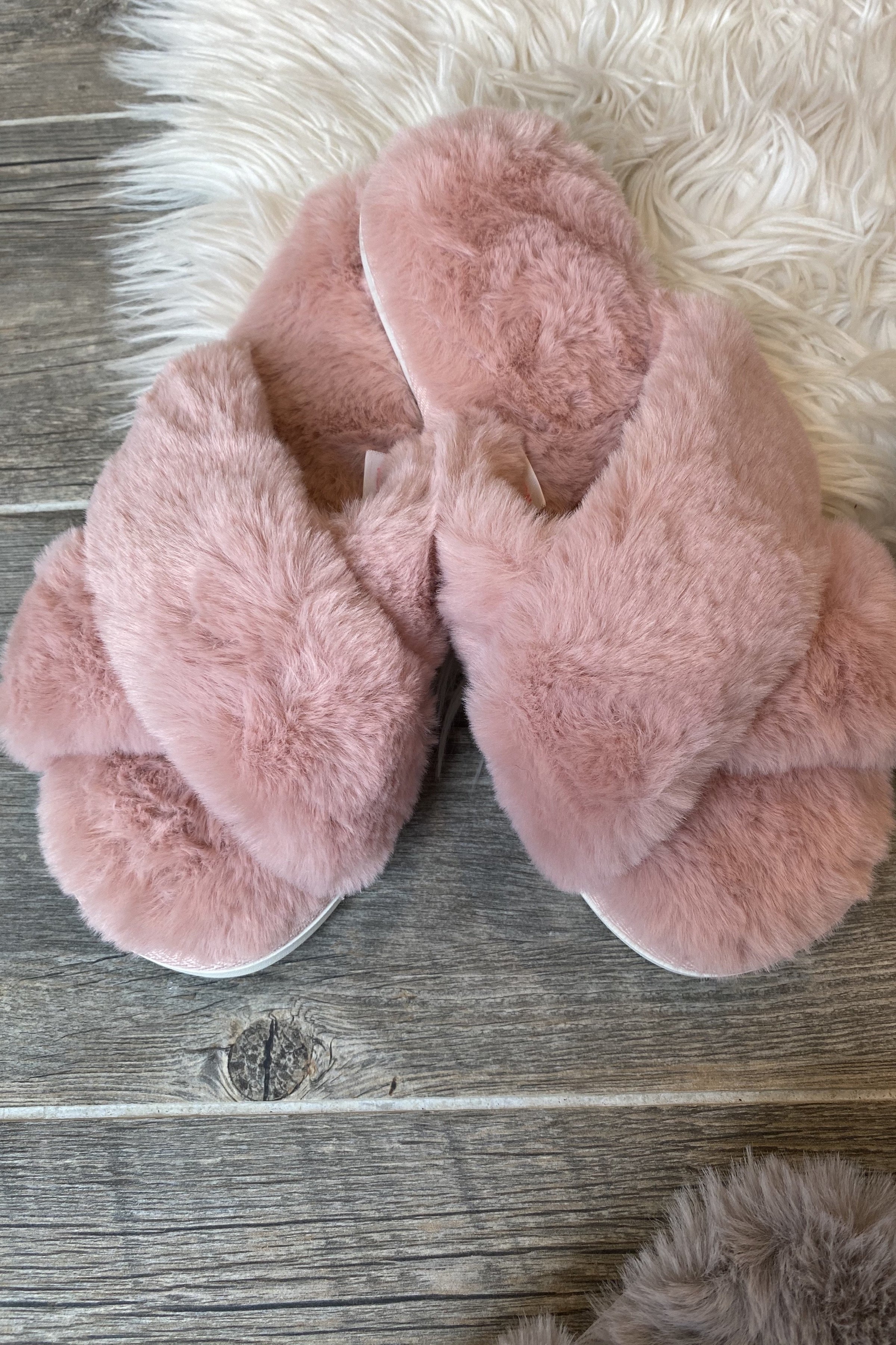 fuzzy cross band slippers