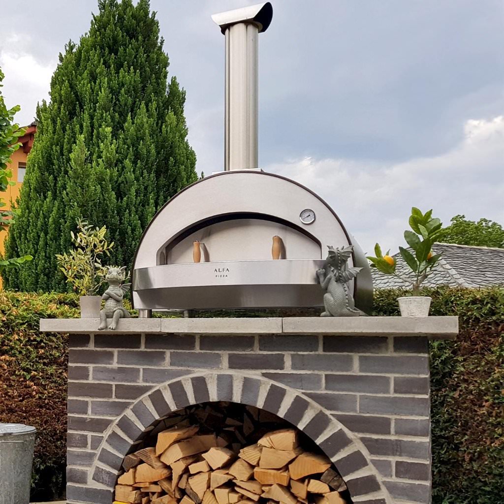 Forno Venetzia Torino Outdoor Wood Burning Pizza Oven