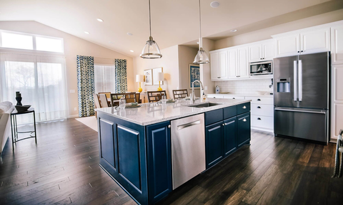 Gray Quartz Countertops 8 Examples Of How They Complete A Kitchen