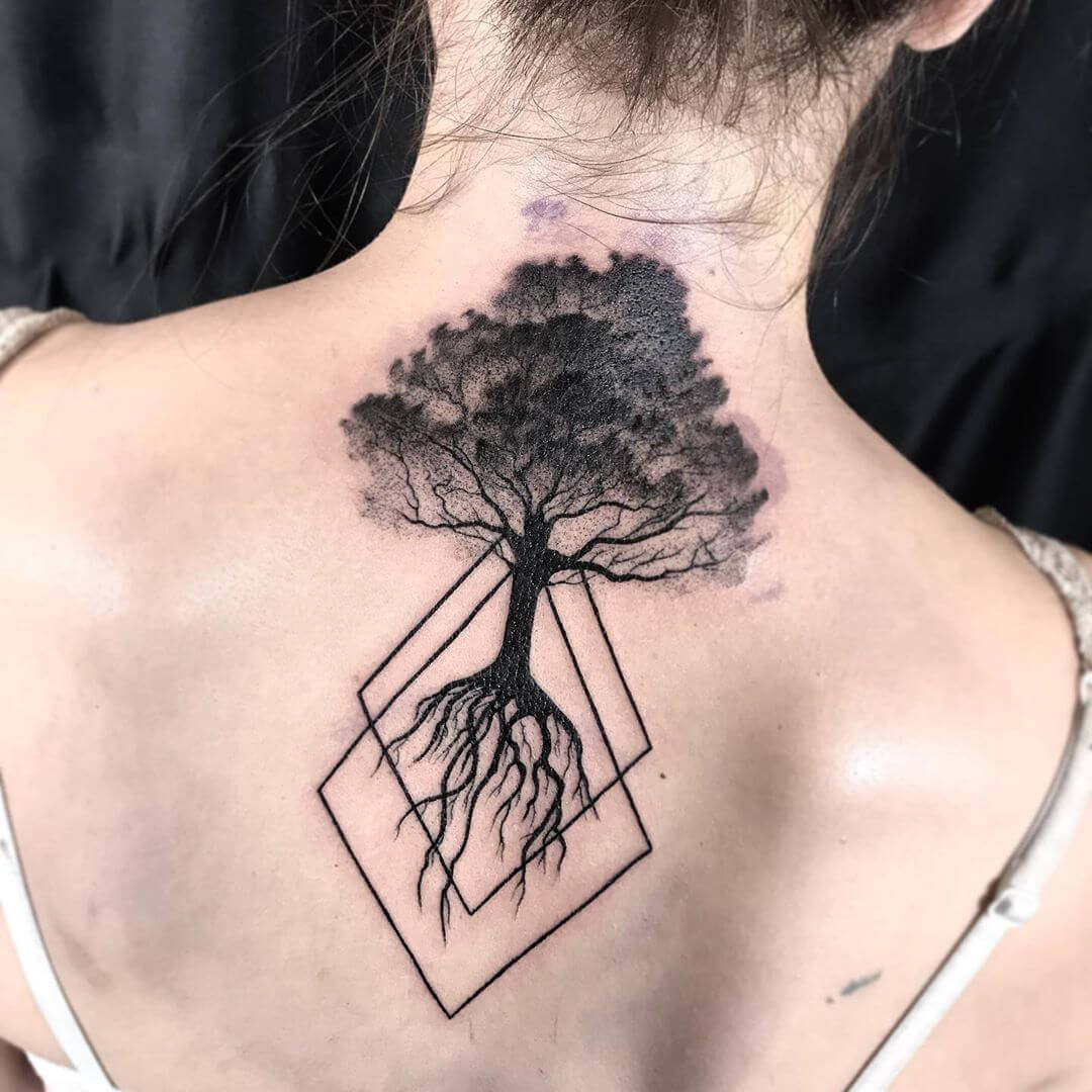 tatouage yggdrasil arbre de vie viking