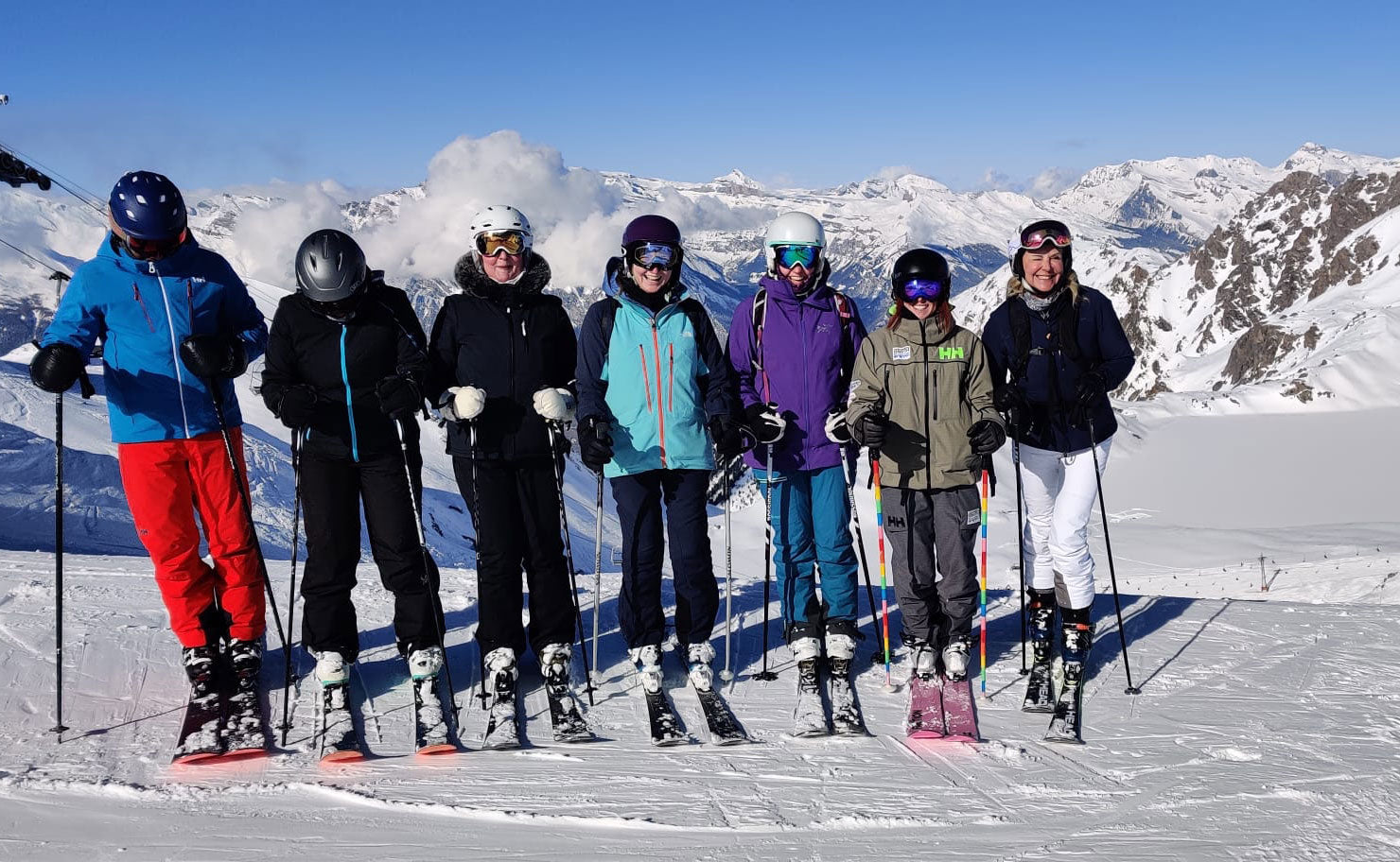 Group skiing