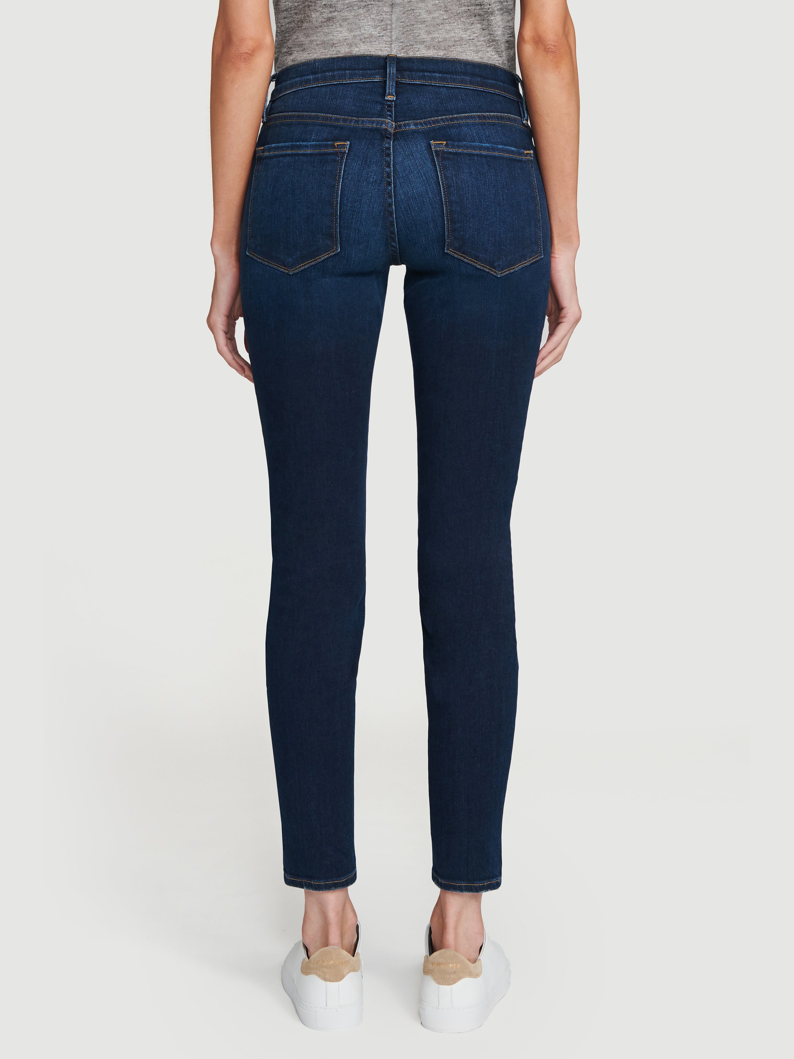 semi flared jeans