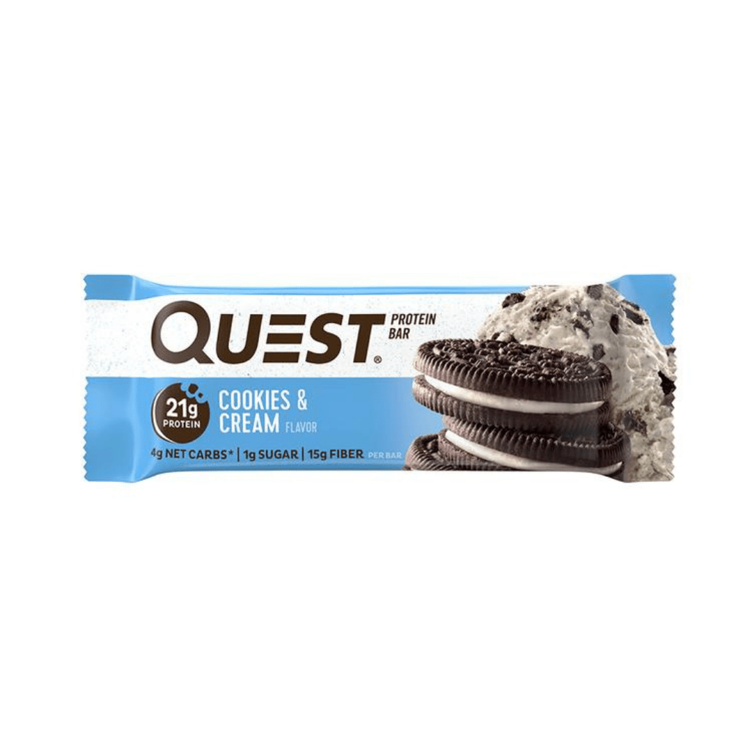 Quest cookie. Протеиновые батончики и печенье. Quest Bar. Quest батончики. Батончик протеиновый Орео с кусочками.