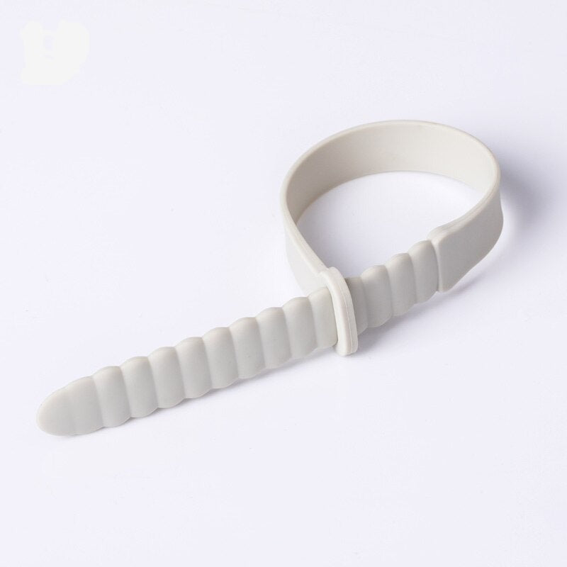 No-Touch Silicone Toilet Seat Lifter Clip – MaviGadget