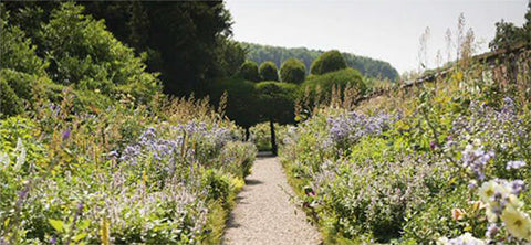 KELMARSH HALL AND GARDENS