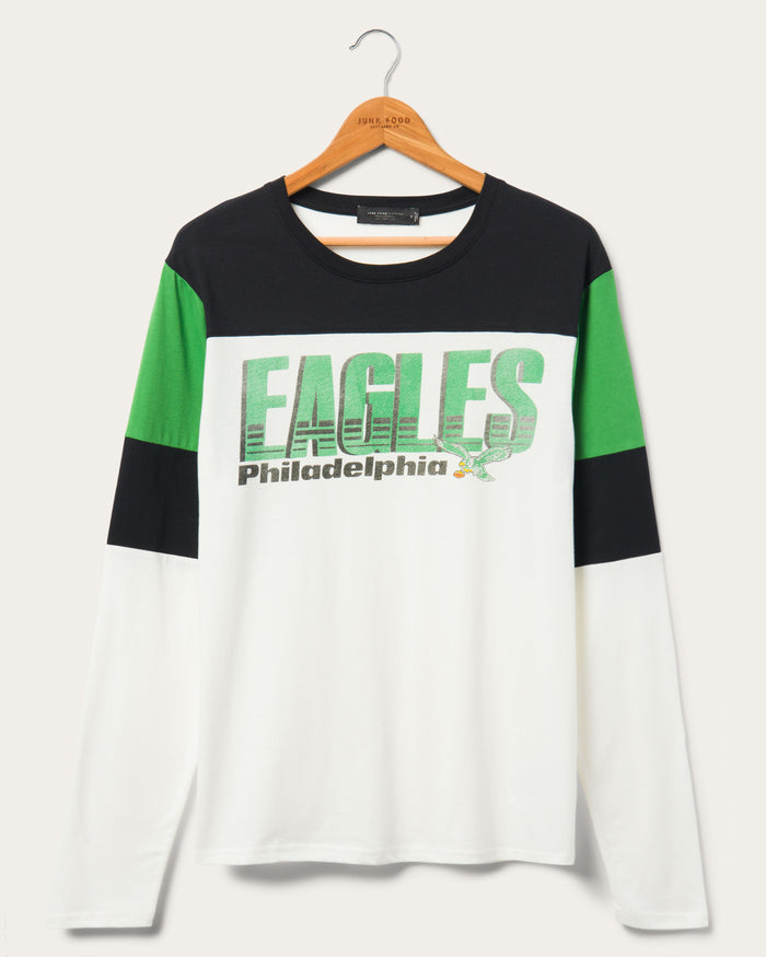 Authentic NFL Apparel Women's Philadelphia Eagles Big Draw T-Shirt