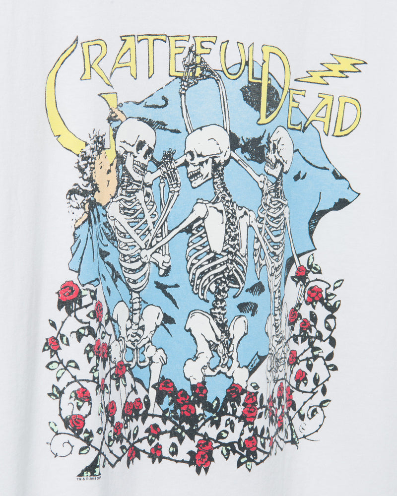 Unisex Grateful Dead Skeletons Bed of Roses Flea Market Tee