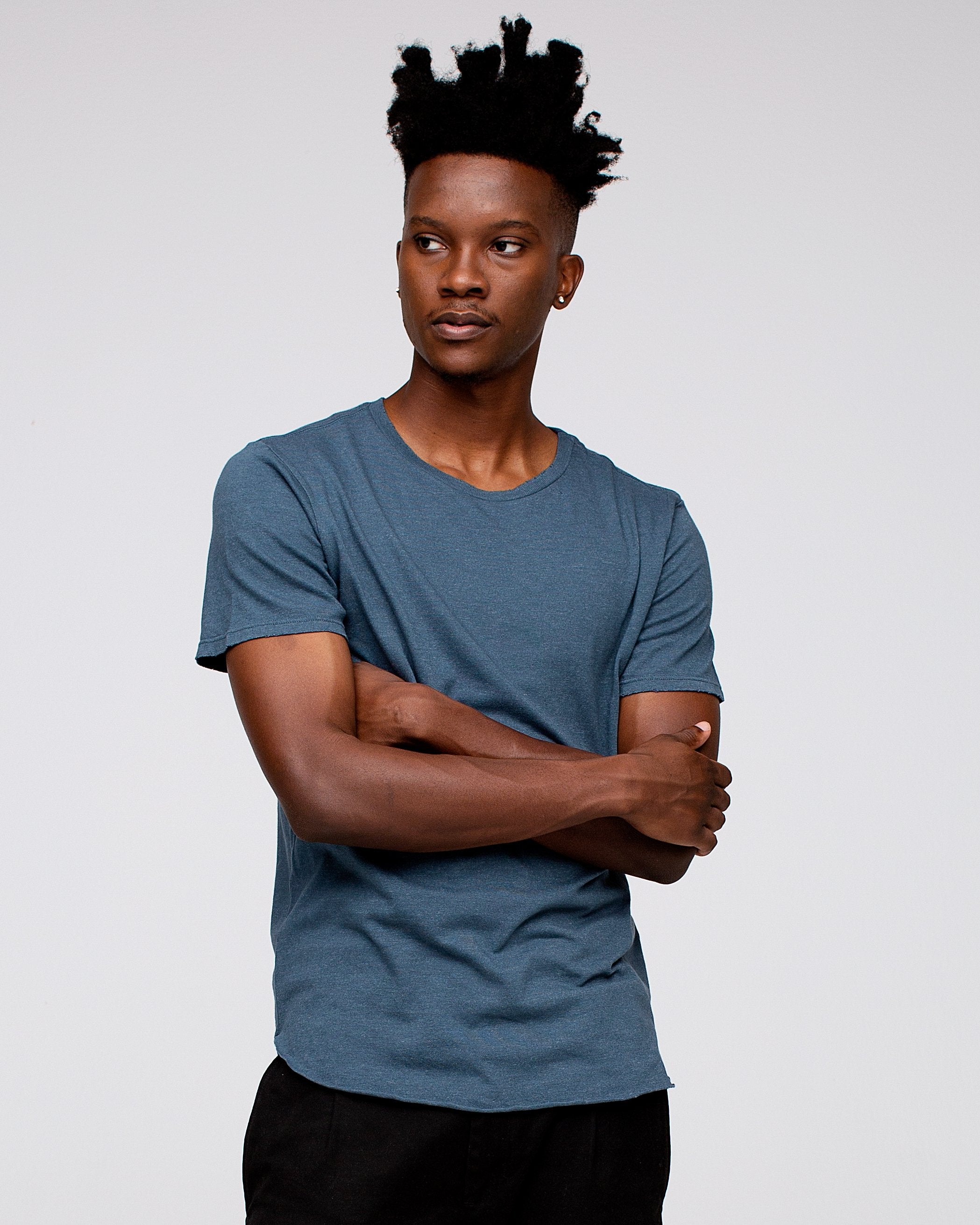 Men's Shirt-Tail Tee