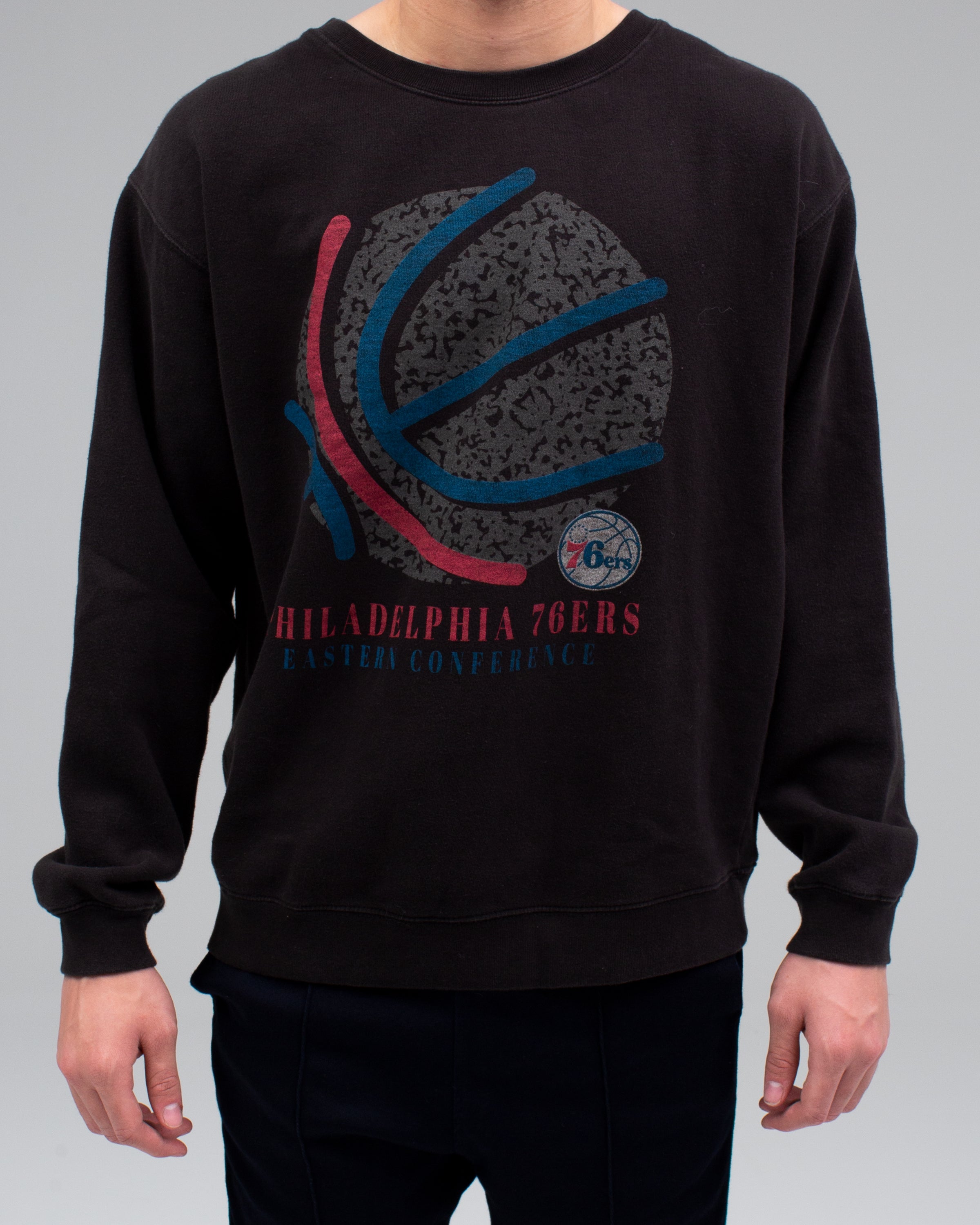 MENS 76ERS PULLOVER