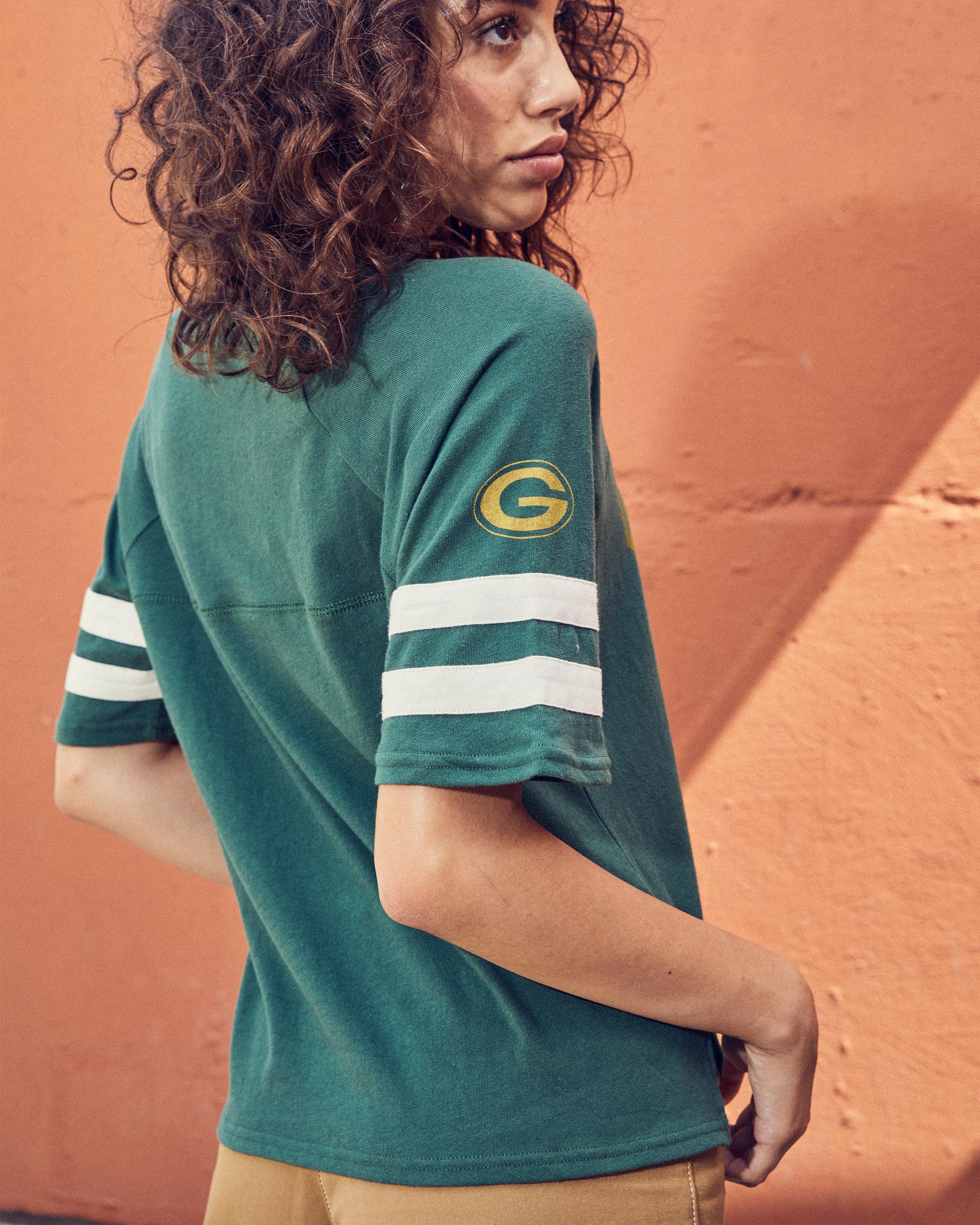 Women's Packers Vneck Tee