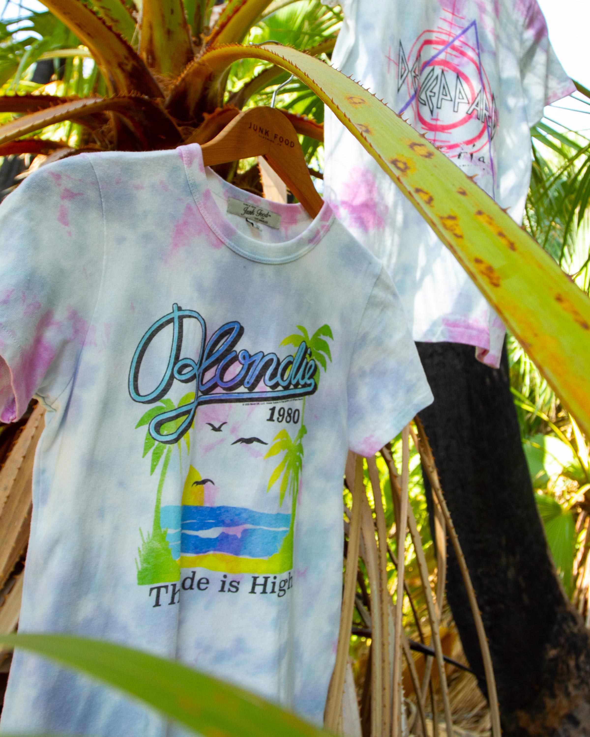 WOMENS BLONDIE TIDE IS HIGH TIE DYE ORIGINAL TEE