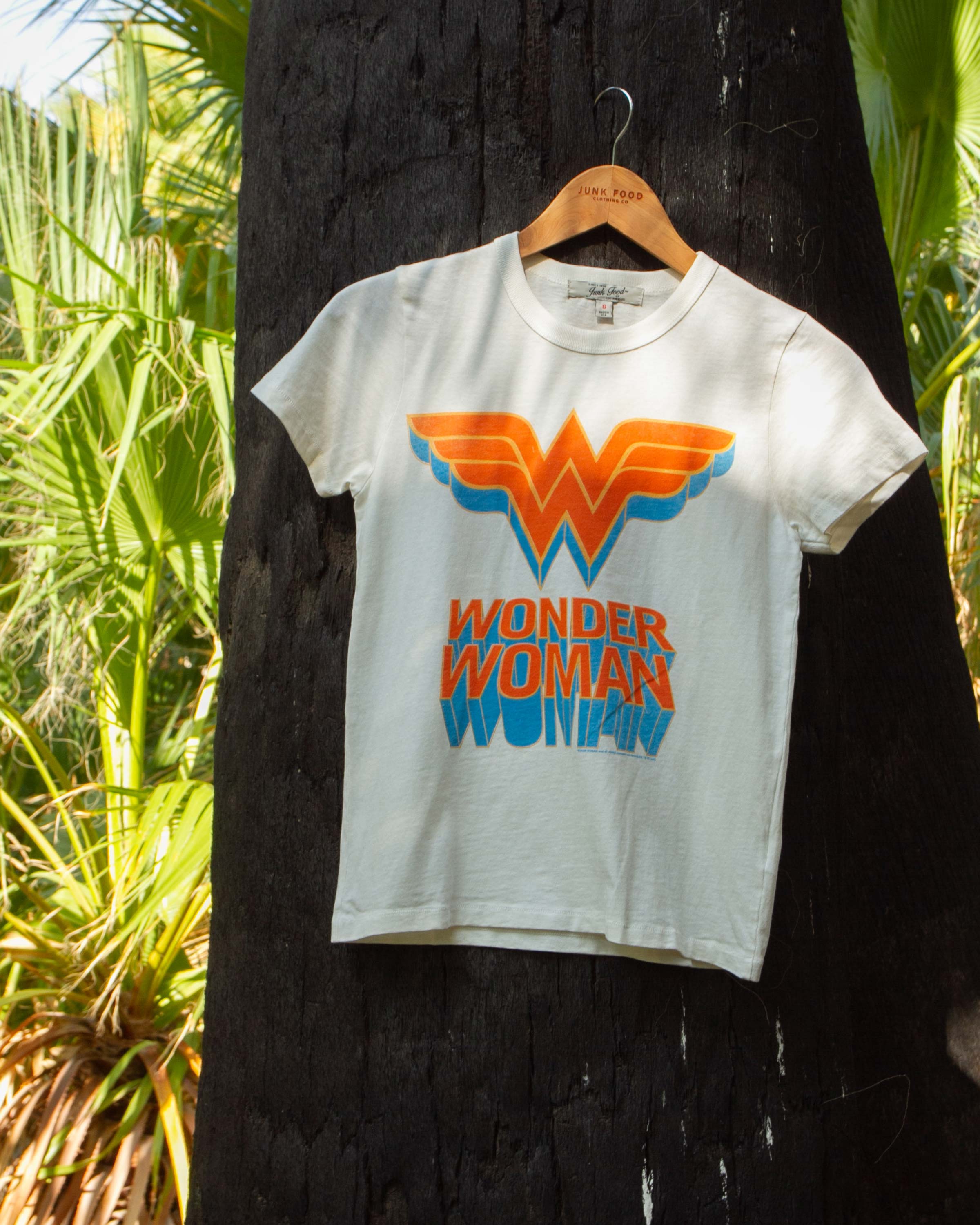 Women's WONDER WOMAN™ Classic Logo Original Tee