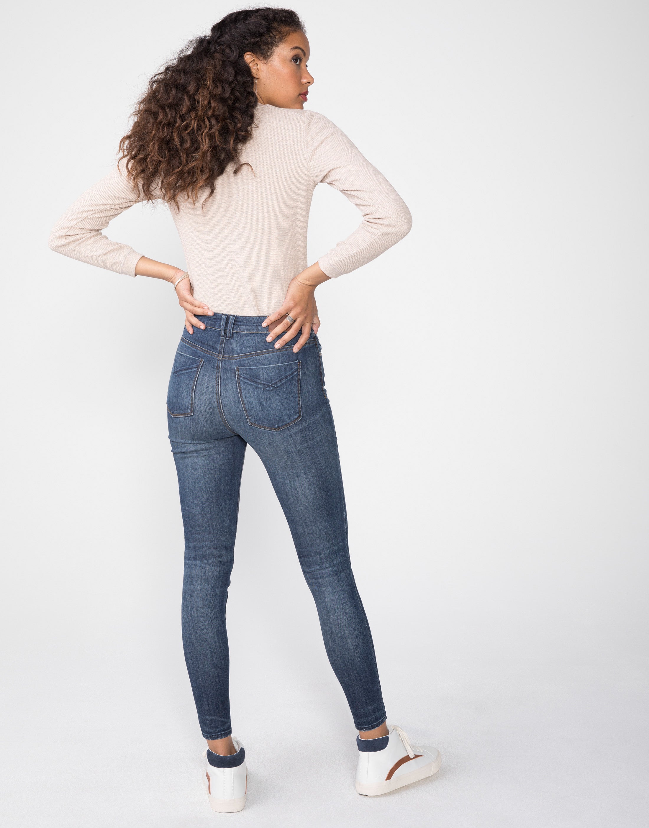 OLIVIA High Rise Skinny in Monterey – Unpublished Collection