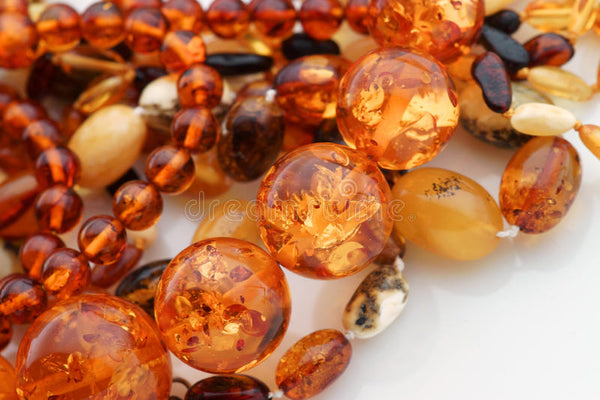 Amber birthstone for Leo