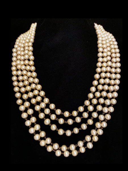 Pearl necklace as rakshabandhan gift
