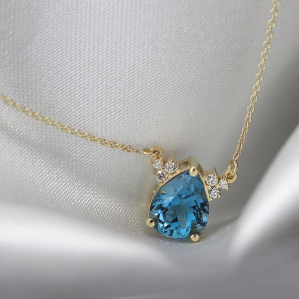 Sagittarius birthstone - Blue topaz necklace