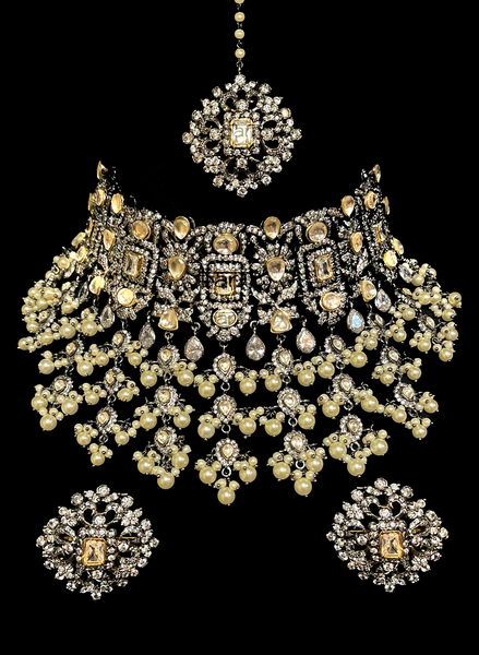 Citrine gemstone necklace 