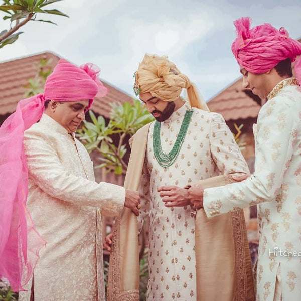 Jodhpuri style - various ways to draps a Pagadi