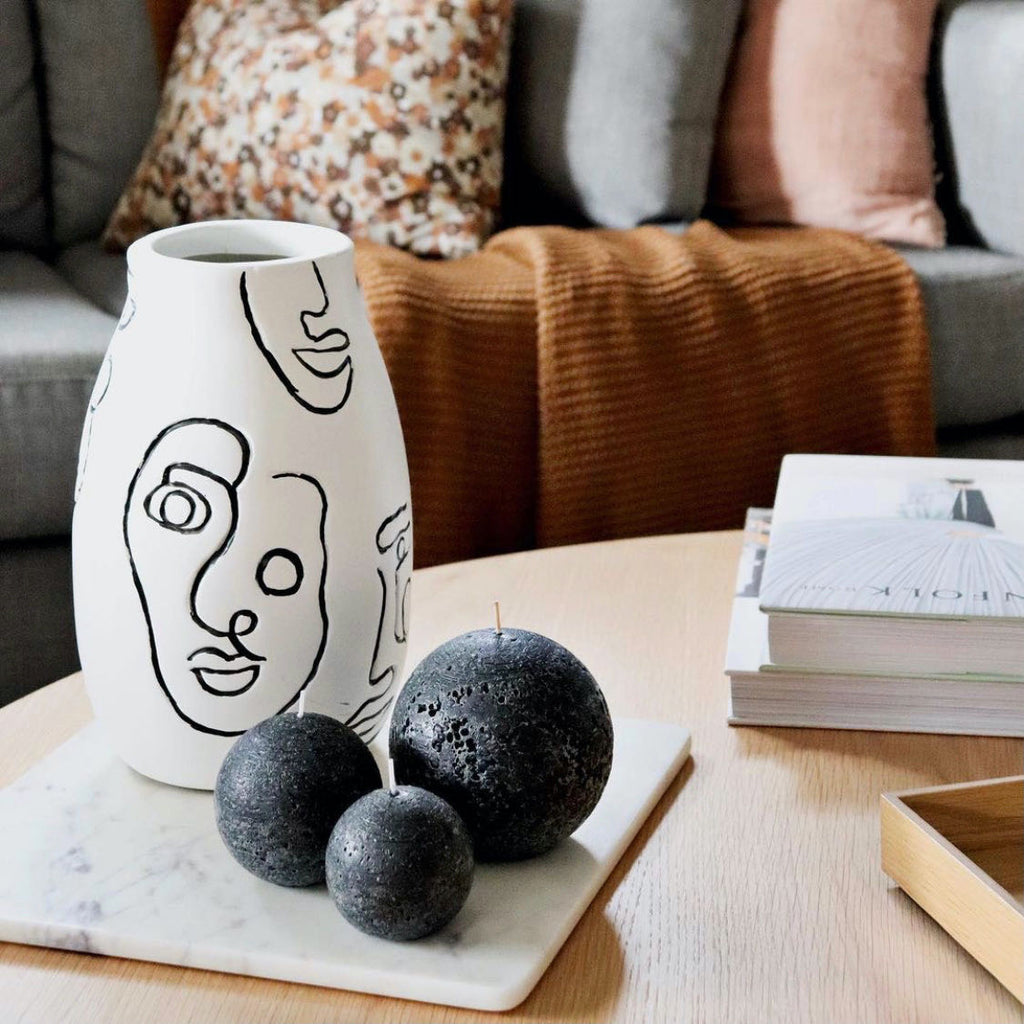 Styling with sculptural candles