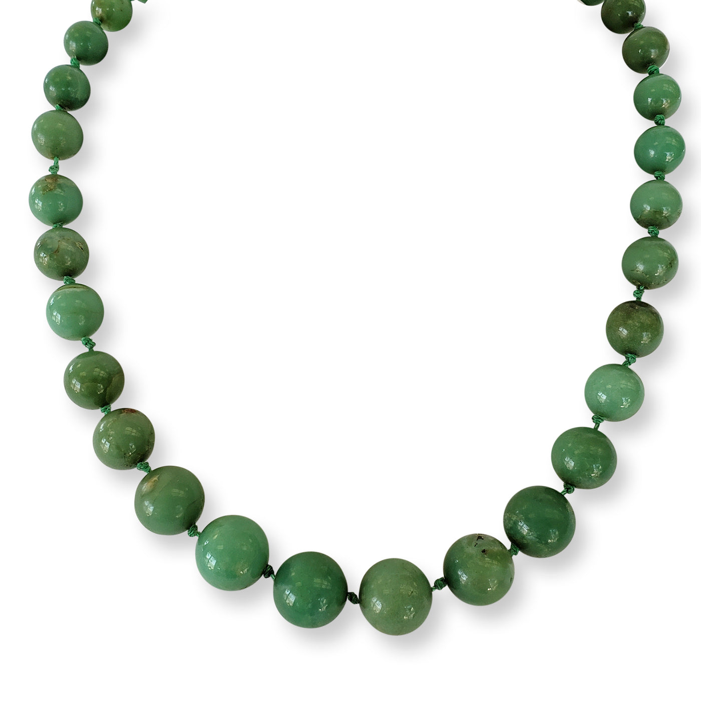 graduated jade bead necklace