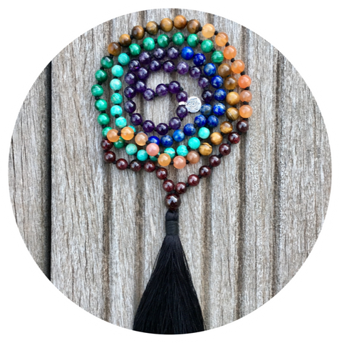 collier mala des 7 chakras