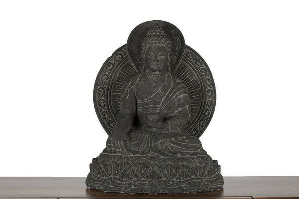Laughing Buddha statue for home: Types and significance