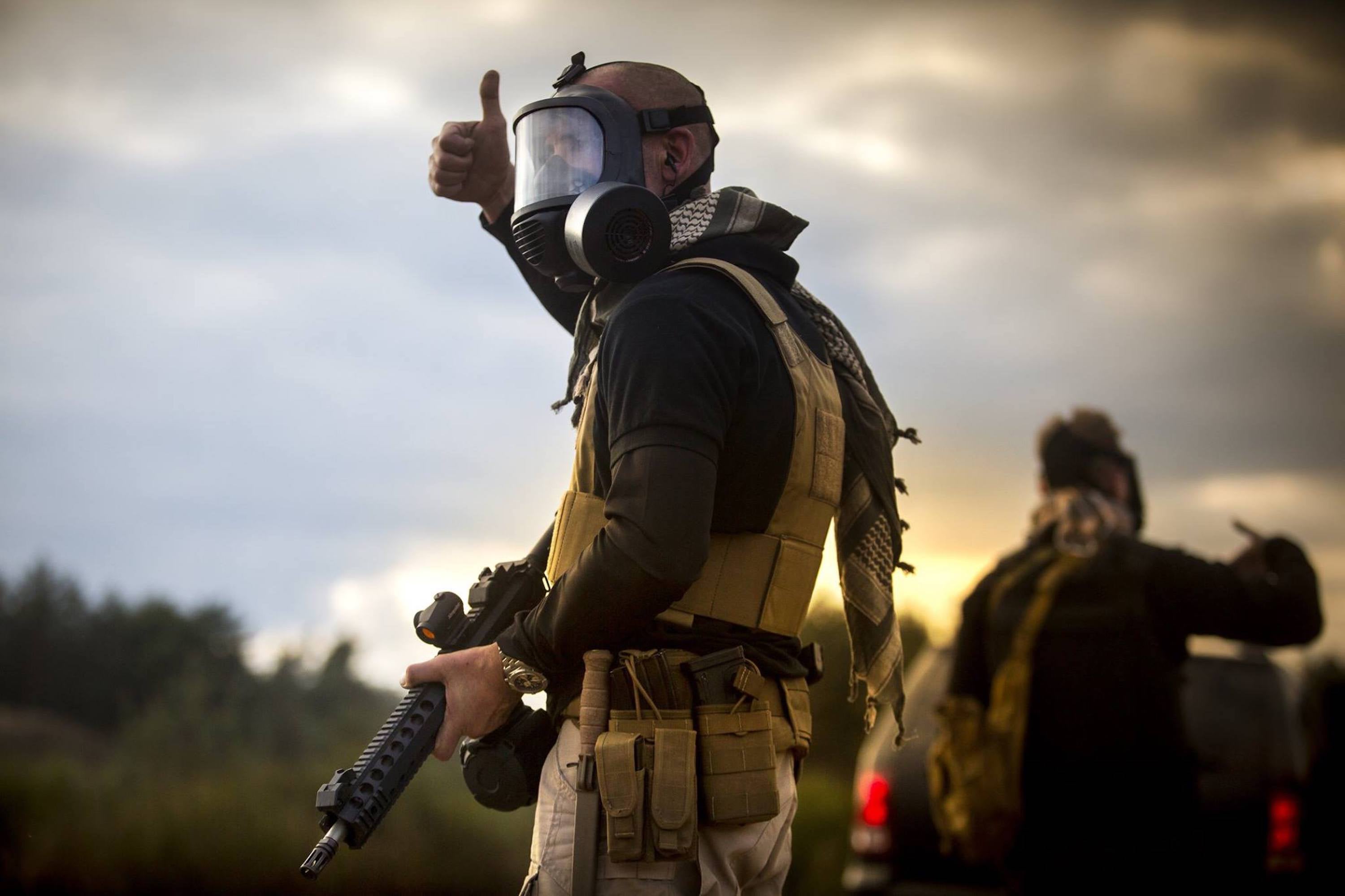 mira safety tactical gas mask